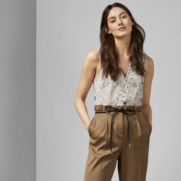 Ted Baker Alethe Eyelet Detail V Neck Sleeveless Tank - Picture 2 of 11